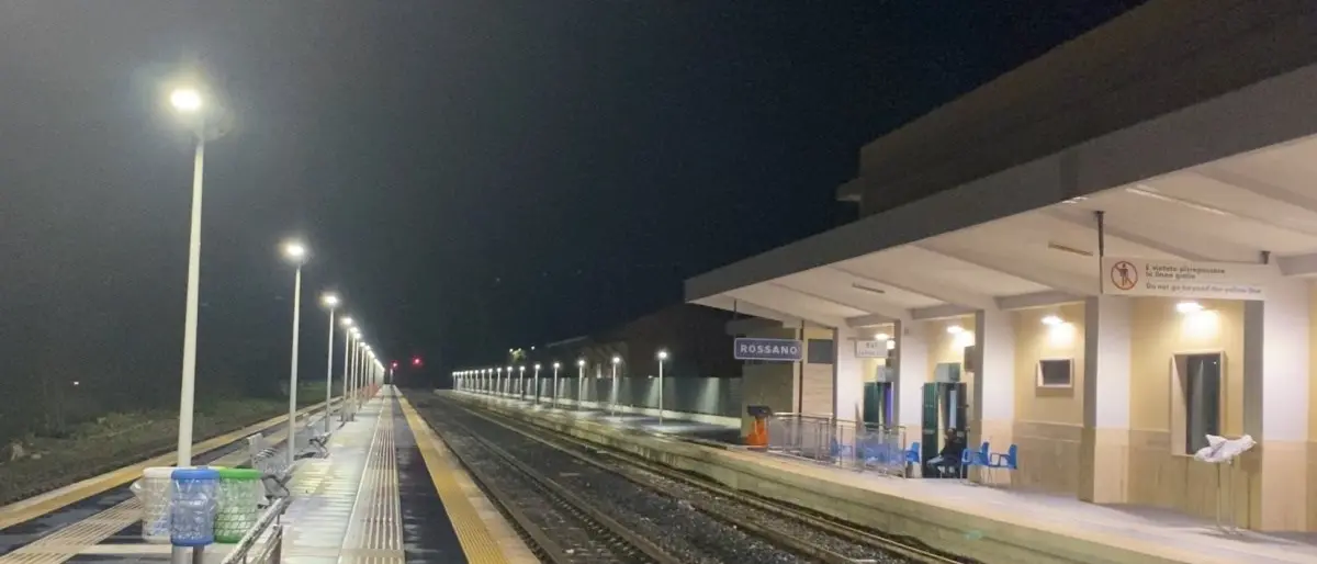 Ferrovie, ritardi nell’elettrificazione della tratta Jonica: la Regione bacchetta Rfi