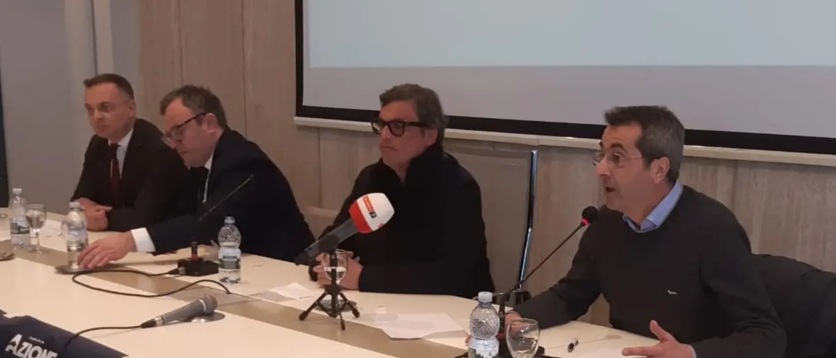 Calenda (ri)lancia Talerico sindaco: «Catanzaro oggi in politica conta meno di Cosenza, Reggio e Vibo»