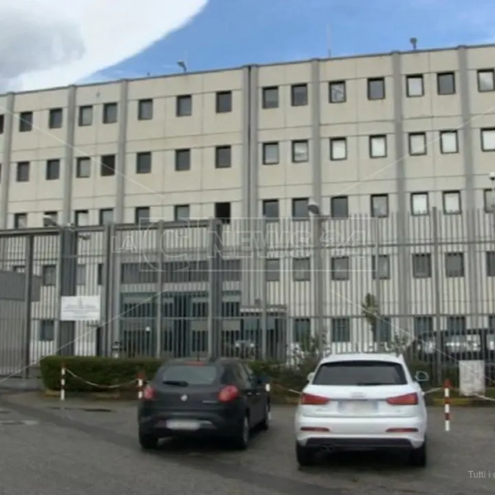 Carcere di Castrovillari, detenuto si suicida impiccandosi nella sua cella