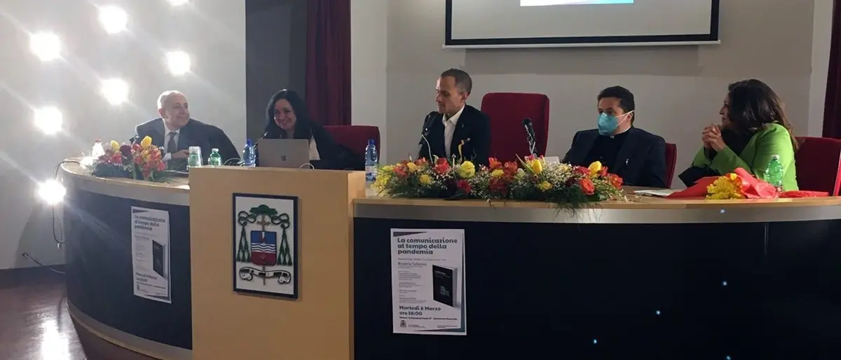 Lamezia, focus sulla comunicazione nell’era della pandemia con il libro della giornalista Rosaria Talarico