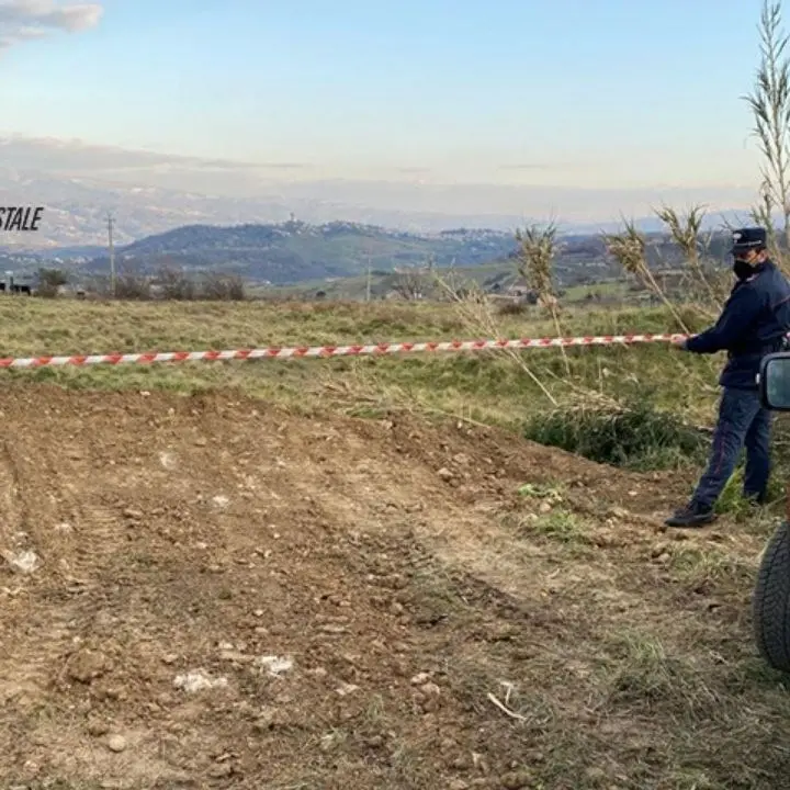 Sicurezza nei cantieri e gestione illecita di rifiuti: 5 denunce e sigilli a un’area di 10mila mq e nel Cosentino