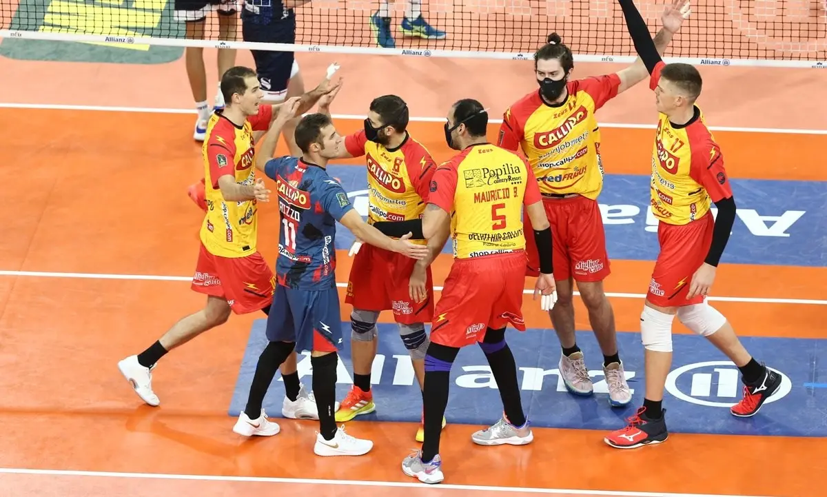 Volley, la Tonno Callipo perde con il Piacenza e saluta la serie A1