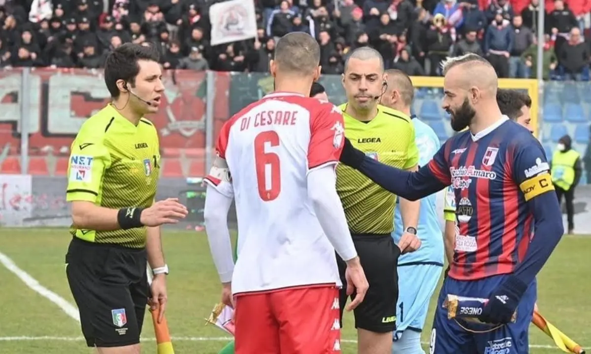 Vibonese-Bari 0-1: la buona prestazione dei rossoblù non basta contro la prima della classe