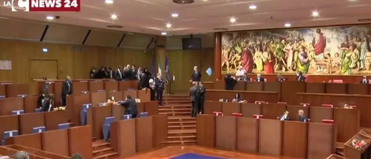 Regione, il Consiglio corre ai ripari: si insedia la Giunta che dovrà convalidare gli eletti