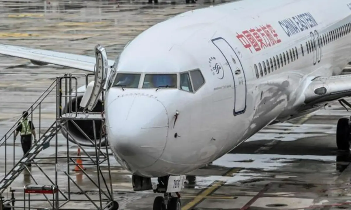 Cina, aereo con 132 persone a bordo si schianta sulle montagne