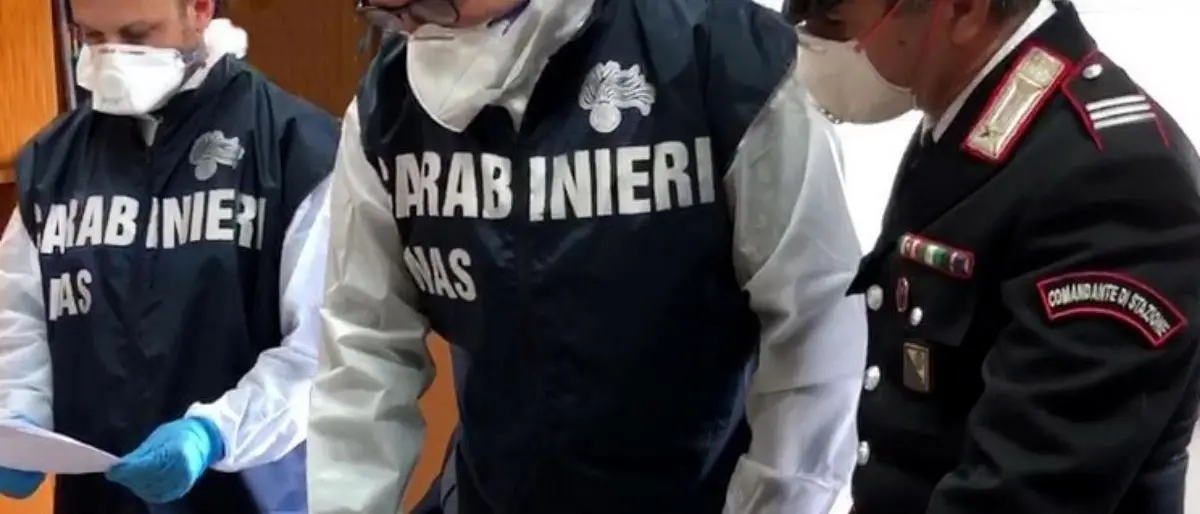 Falso medico, chiuse le indagini su un 46enne di Reggio accusato di esercizio abusivo della professione