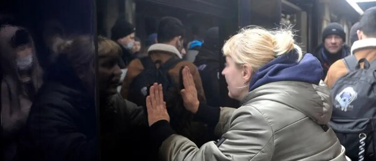 Il dramma di centinaia di trans in fuga dall’Ucraina: sul passaporto sono “uomini” obbligati a combattere