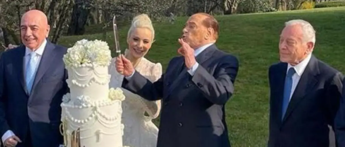 «Berlusconi di nuovo papà a 86 anni», ma da Fi smentiscono il gossip sulla gravidanza di Marta Fascina