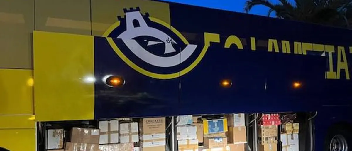 Ucraina, il bus dell’Fc Lamezia Terme al confine polacco per portare in salvo profughi