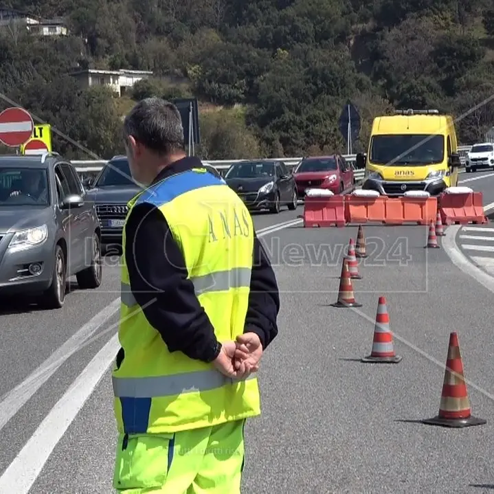 Frana a Nocera Terinese, riaperto il tratto dell’autostrada tra Falerna e San Mango d’Aquino
