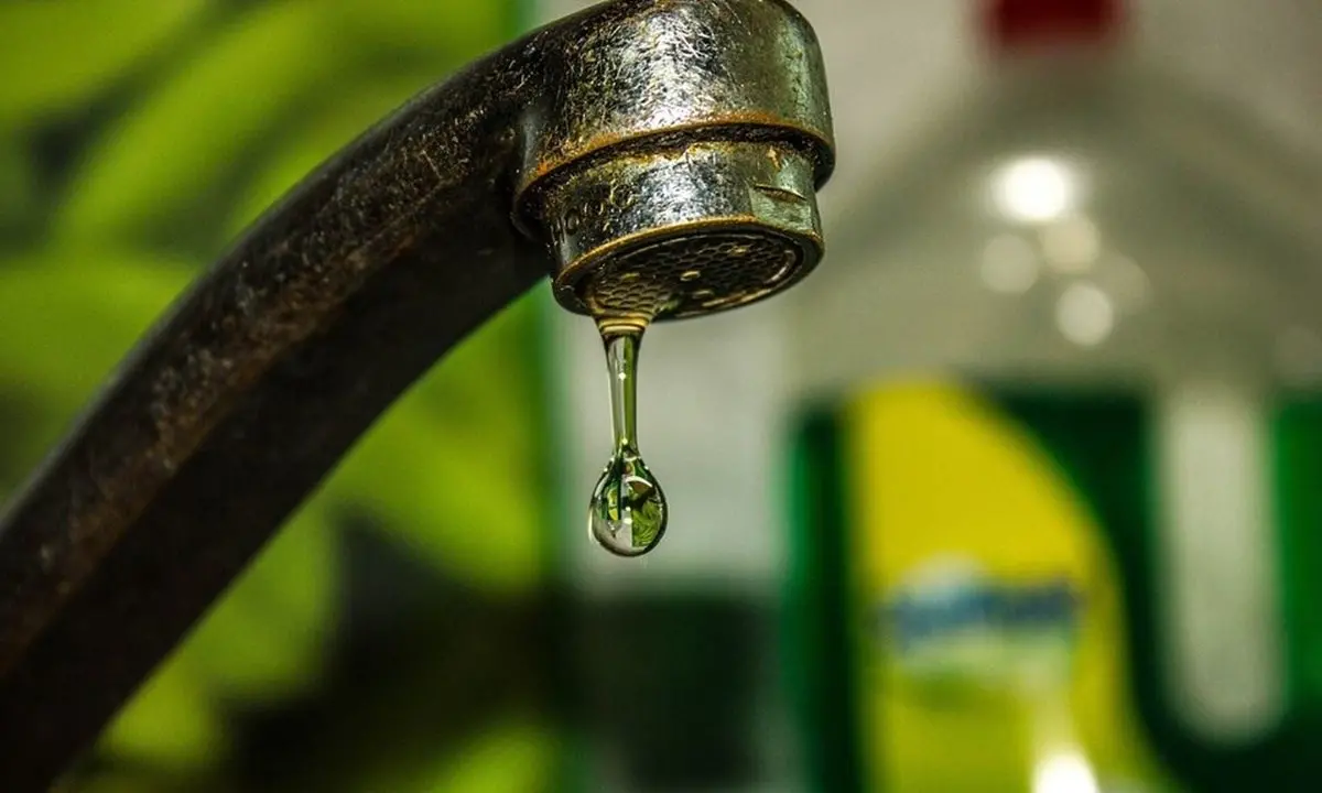 Nocera Terinese, dopo la frana paese senza acqua da oltre 24 ore: il Comune chiude le scuole