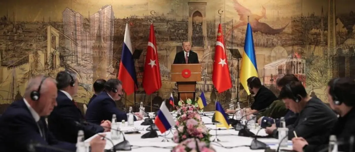 Sta scoppiando la pace? Spiragli di luce dai colloqui di Istanbul mentre frena l’avanzata russa su Kiev - LIVE