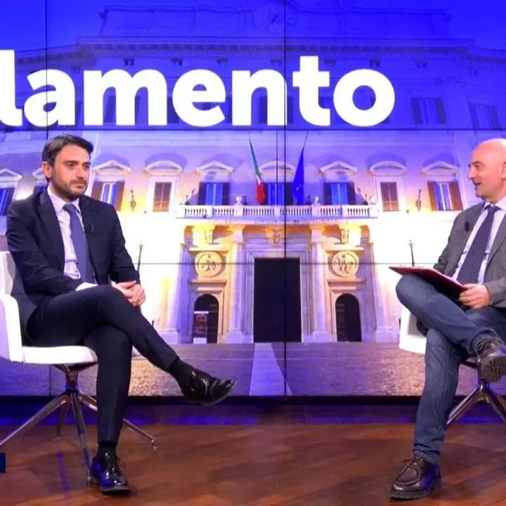 Nicola Irto a Piazza Parlamento: il Pd leader di progetti umanitari in Italia