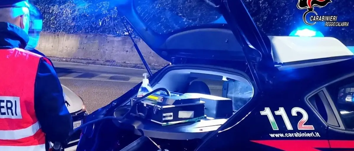 Controlli a tappeto dei carabinieri nel Reggino: arresti, denunce e blitz nei luoghi della movida