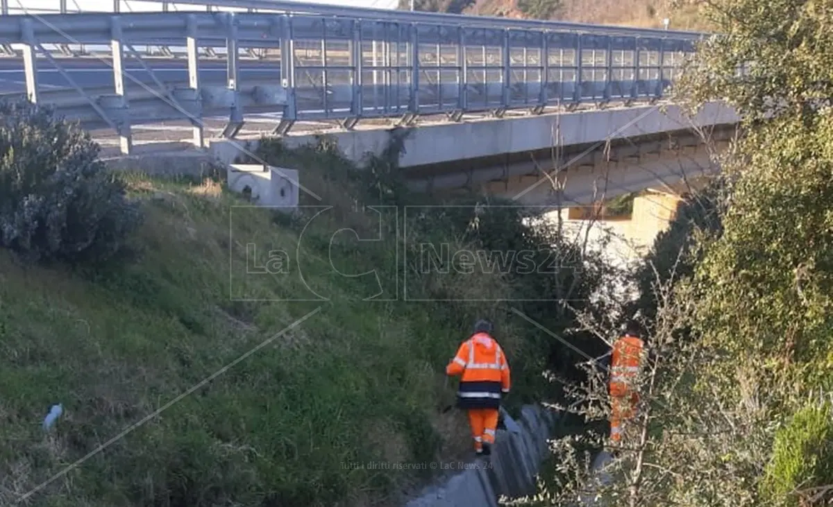 Frana a Nocera, Anas: «Proseguono lavori per riapertura totale dell’A2 tra Falerna e San Mango»