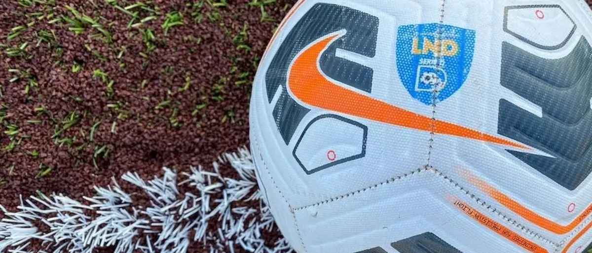 Covid, sospeso il campionato di Serie D: in campo per recuperare le gare rinviate