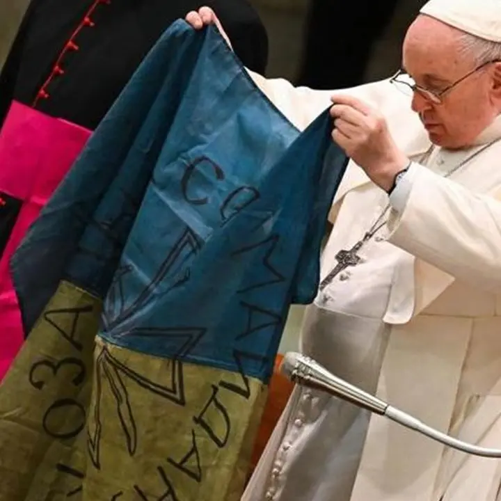A Irpin bambini torturati e uccisi, il Papa: «Crudeltà orrende, si metta fine a questa guerra» - LIVE