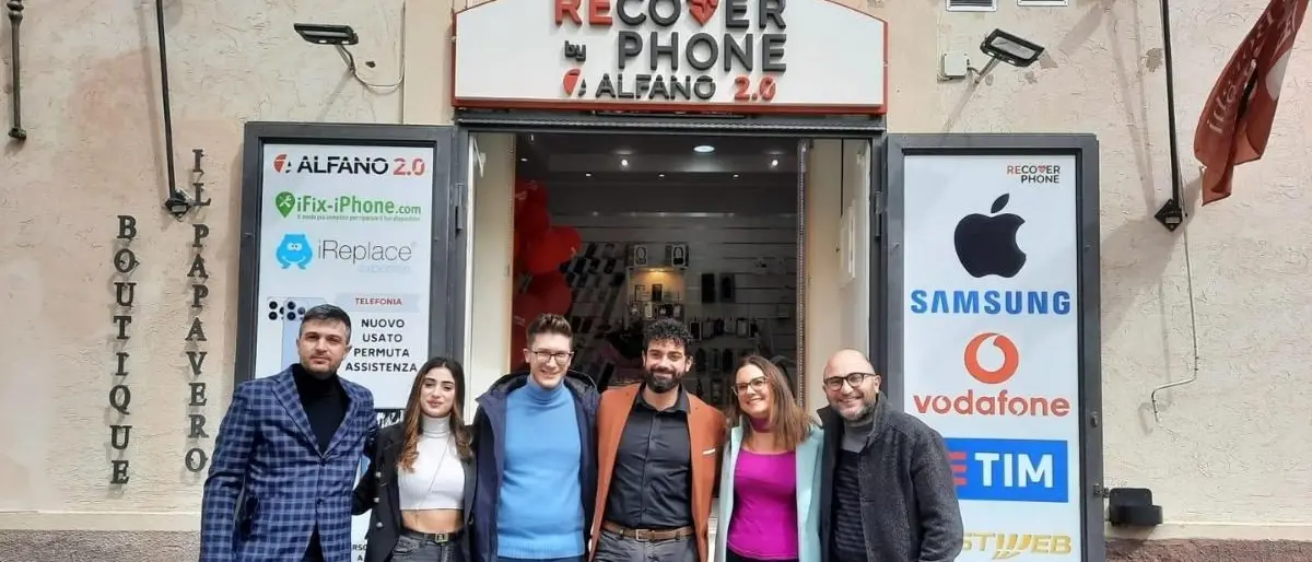 Smartphone ricondizionati e ambiente: Recover Phone apre a Tropea