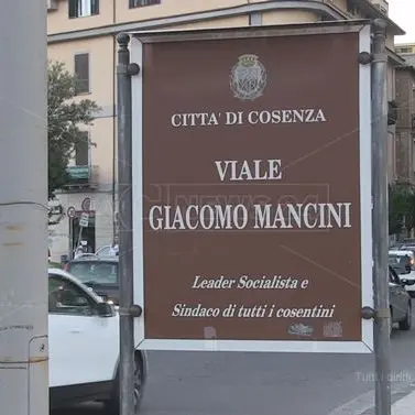 Vent’anni senza Giacomo Mancini, le sue ultime parole: «Non dimenticatemi e continuate la mia opera»