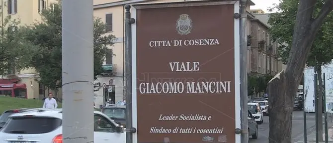 Vent’anni senza Giacomo Mancini, le sue ultime parole: «Non dimenticatemi e continuate la mia opera»