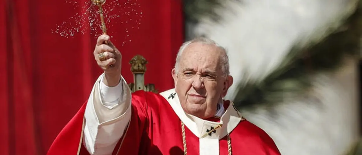 Papa Francesco: «Nella follia della guerra si torna a crocifiggere Cristo, si inizi una tregua pasquale per la pace»