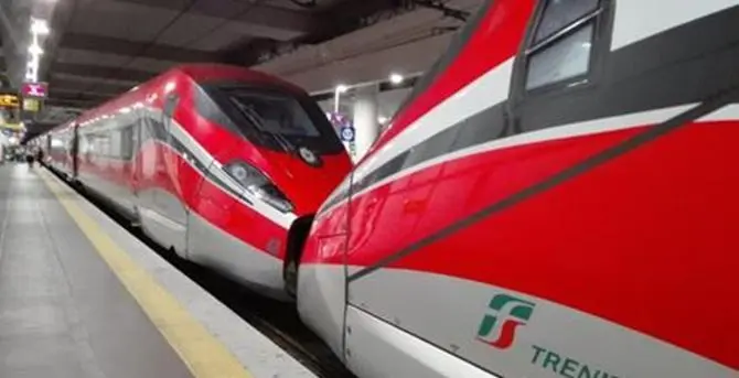 Frecciarossa Milano-Reggio Calabria: previste corse notturne per Pasqua e ponte del 25 aprile