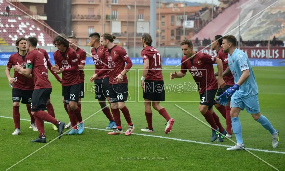 La Reggina e la teoria dell’altalena: il calendario ha spaccato la stagione