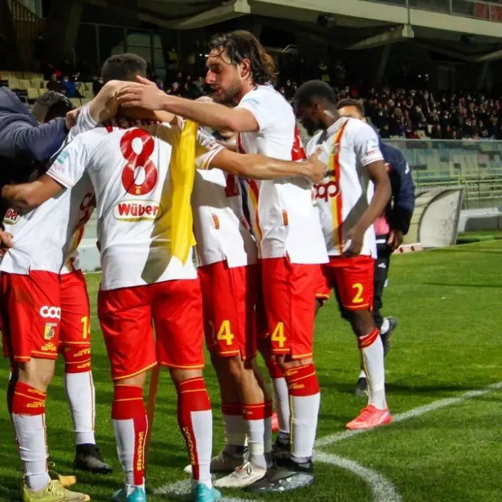 Lega Pro, il Catanzaro a valanga a Foggia: i calabresi si impongono in Puglia per 6-2