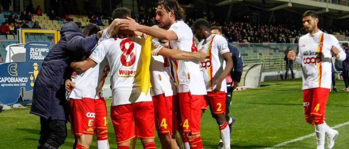 Lega Pro, il Catanzaro a valanga a Foggia: i calabresi si impongono in Puglia per 6-2