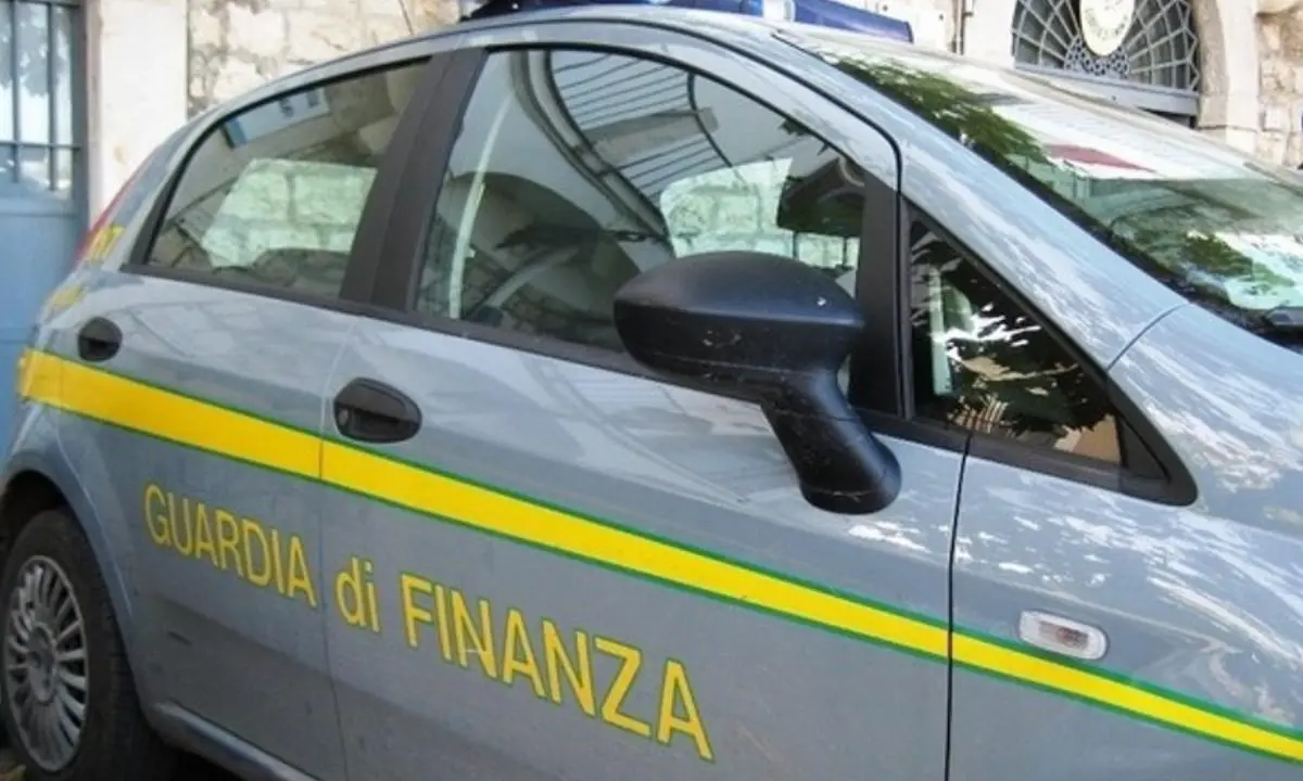 False fatture a Catanzaro, sequestrati 100mila euro al titolare di una residenza per anziani