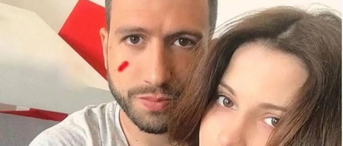 Iemmello aggredito durante Foggia-Catanzaro, la moglie: «Mia figlia era davanti la tv»