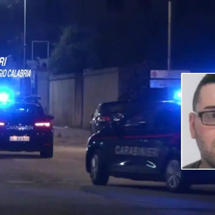 Omicidio Agostino Ascone, scena muta dei tre fermati davanti al gip
