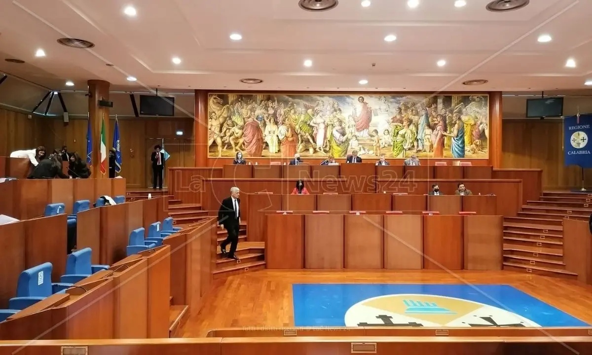 Riapertura tribunale Corigliano Rossano, ok all’unanimità del Consiglio regionale