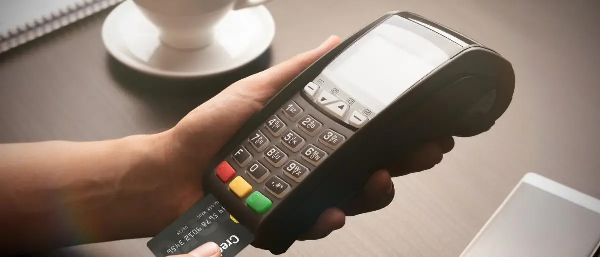 Decreto Pnrr, da giugno multe per chi rifiuta pagamenti tramite Pos