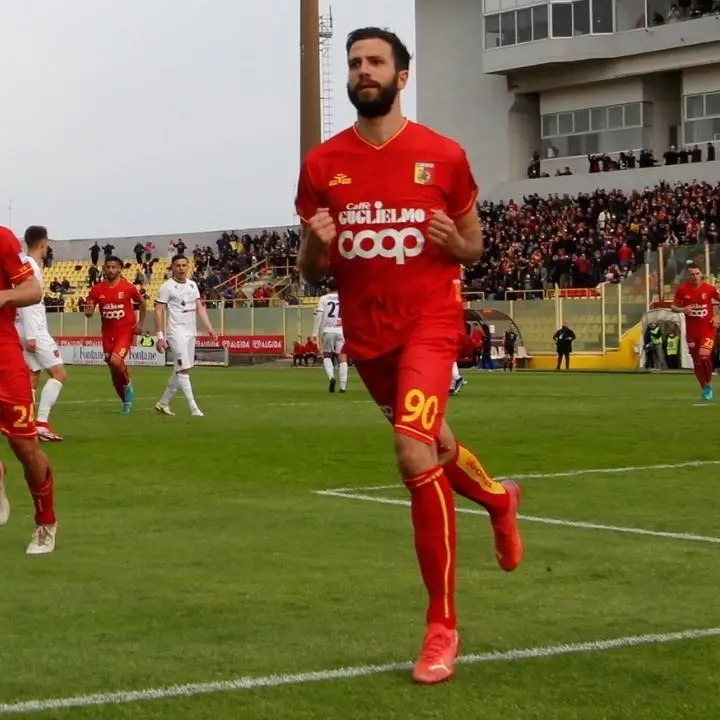 Catanzaro-Campobasso 3-0: le aquile volano con Iemmello (doppietta) e Bombagi