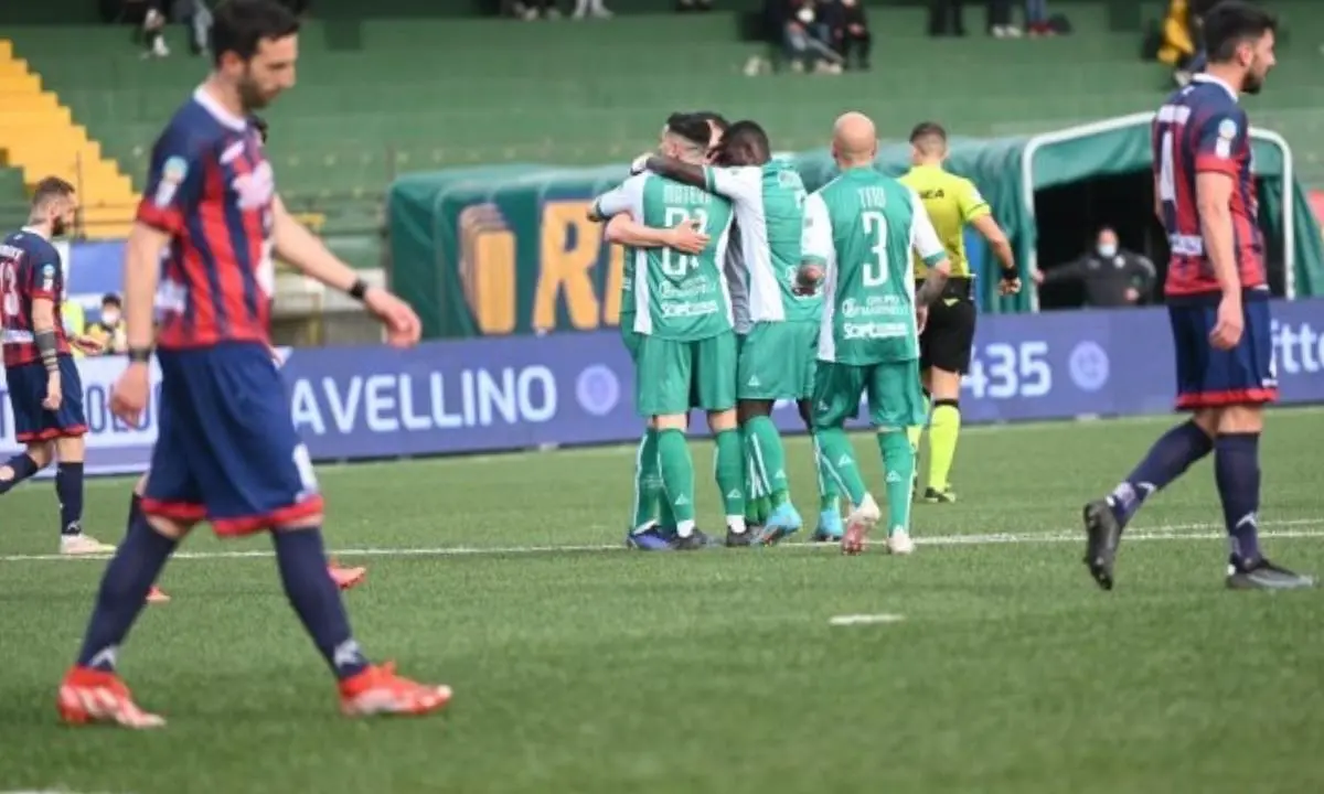 Avellino-Vibonese 3-1, la matematica condanna i rossoblù: ecco la retrocessione in Serie D