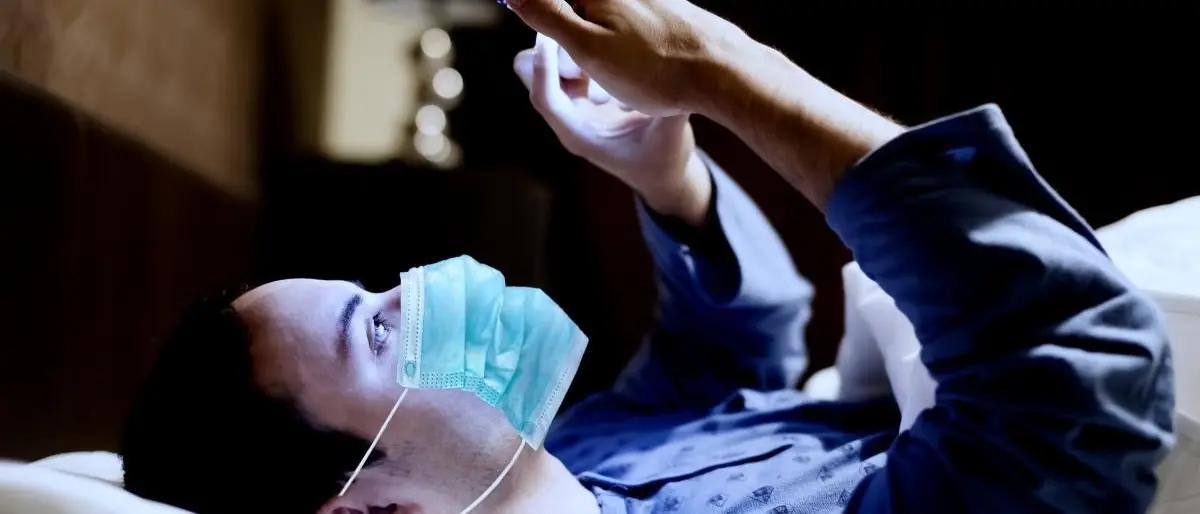 Long Covid, l’infettivologo Andreoni: «Vaccini rendono il post malattia più blando»