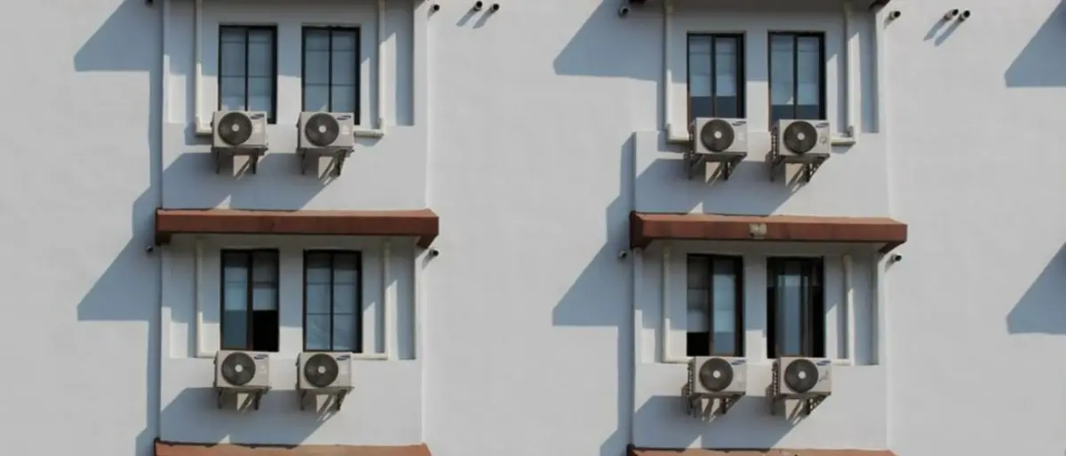 Nuove regole per i condizionatori: non meno di 25 gradi negli uffici. Ma chi controlla?