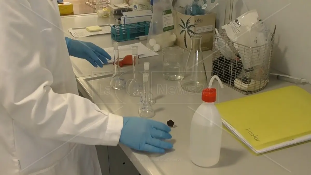 Catanzaro, inaugurati i nuovi laboratori Arpacal. A breve controlli sulla depurazione lungo la fascia ionica