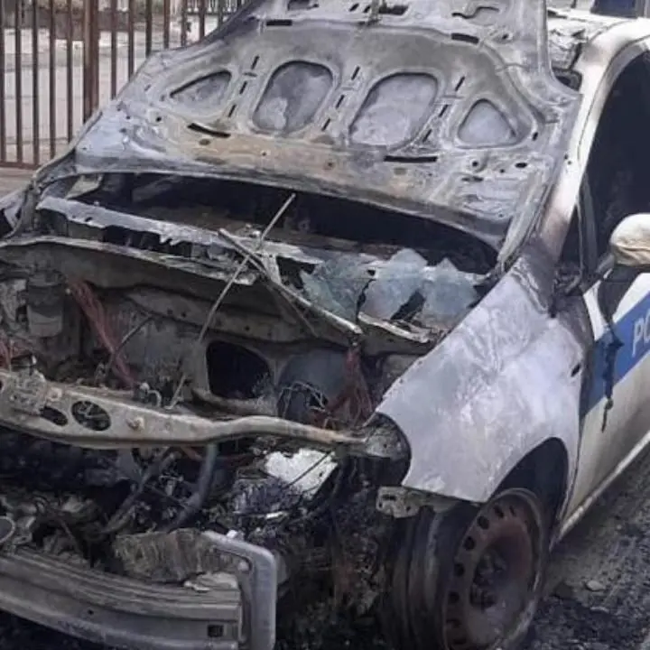 Incendiata auto della municipale a San Giorgio Morgeto, dalla Regione un mezzo sostitutivo