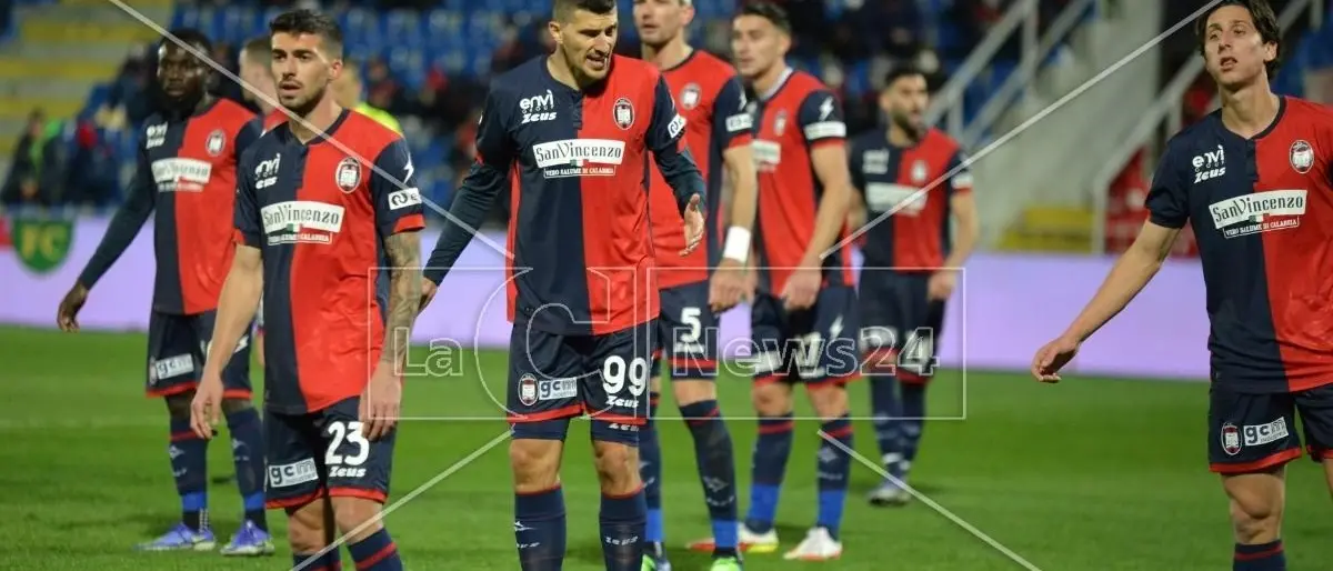 Crotone-Cremonese: i pitagorici battono la capolista ma retrocedono in Serie C