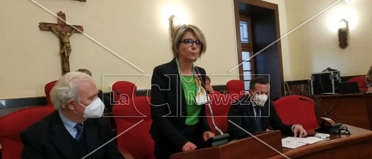 Consiglio comunale aperto a Vibo per parlare di sanità: «Jazzolino unico presidio che garantisce i cittadini»