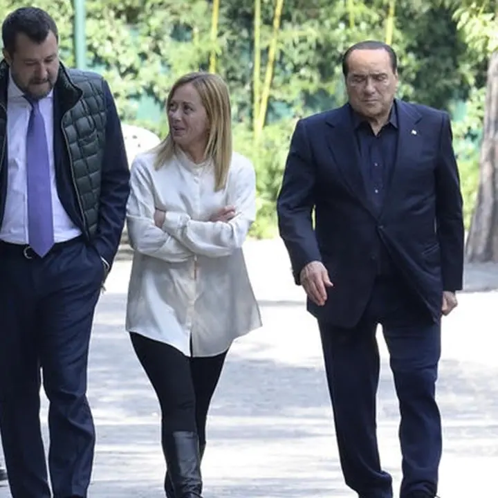 Comunali Catanzaro, attesa per il vertice dei leader del centrodestra: Fdi a un bivio