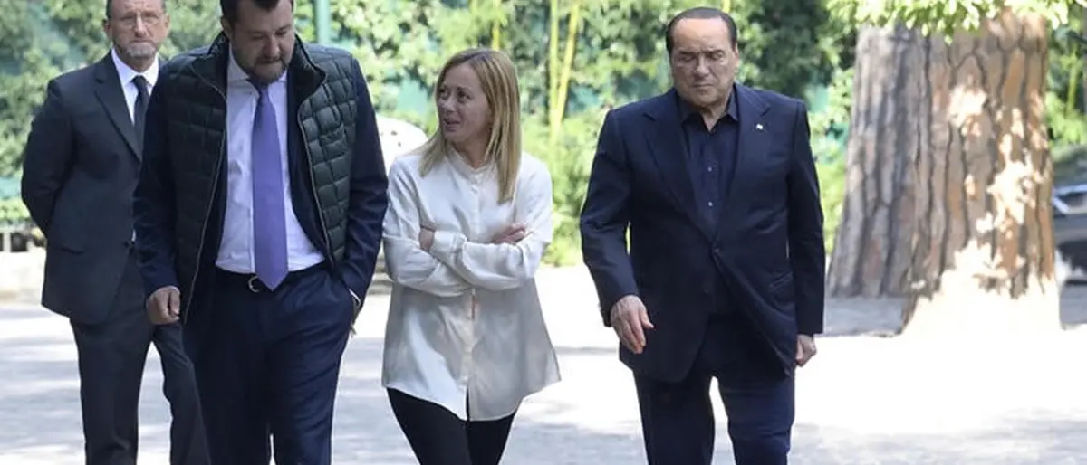 Comunali Catanzaro, attesa per il vertice dei leader del centrodestra: Fdi a un bivio