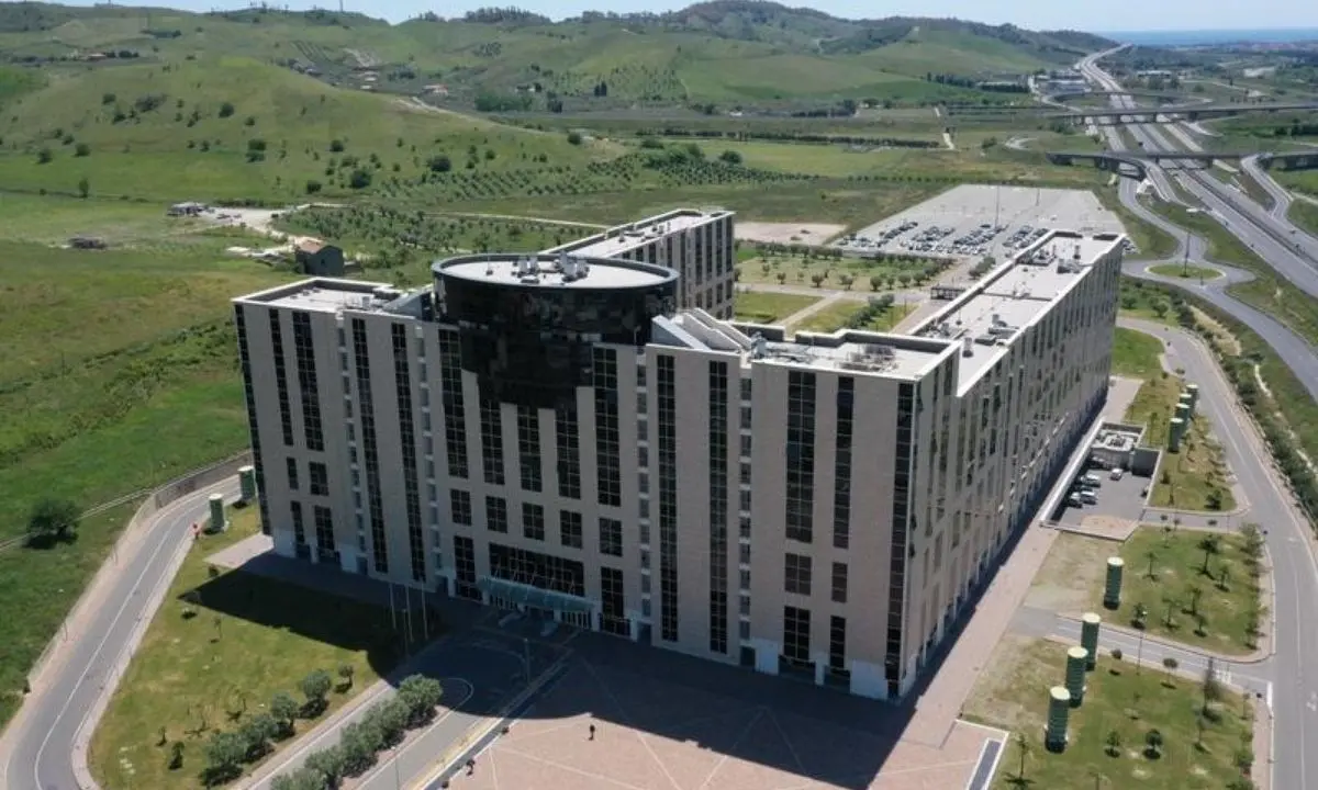 Precariato storico, la Regione ci riprova: ecco i correttivi alla legge per la stabilizzazione di 696 lavoratori