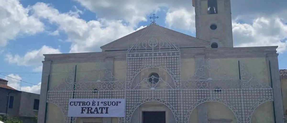Frati lasciano il convento di Cutro dopo 400 anni: «Siamo in pochi». L’appello dei fedeli a restare