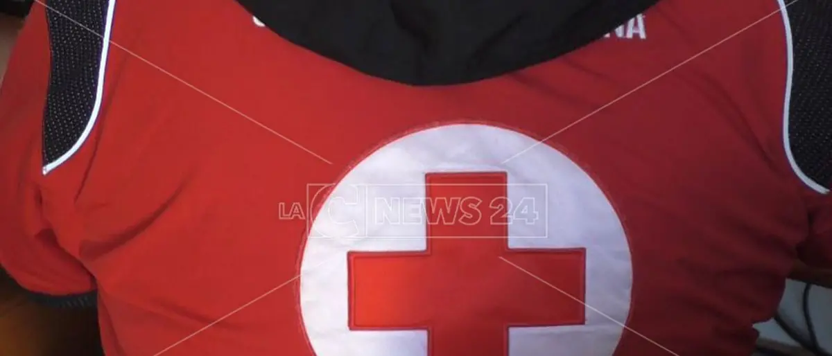 In sei città italiane arriva la clinica odontoiatrica mobile di Croce rossa per indigenti: una anche in Calabria