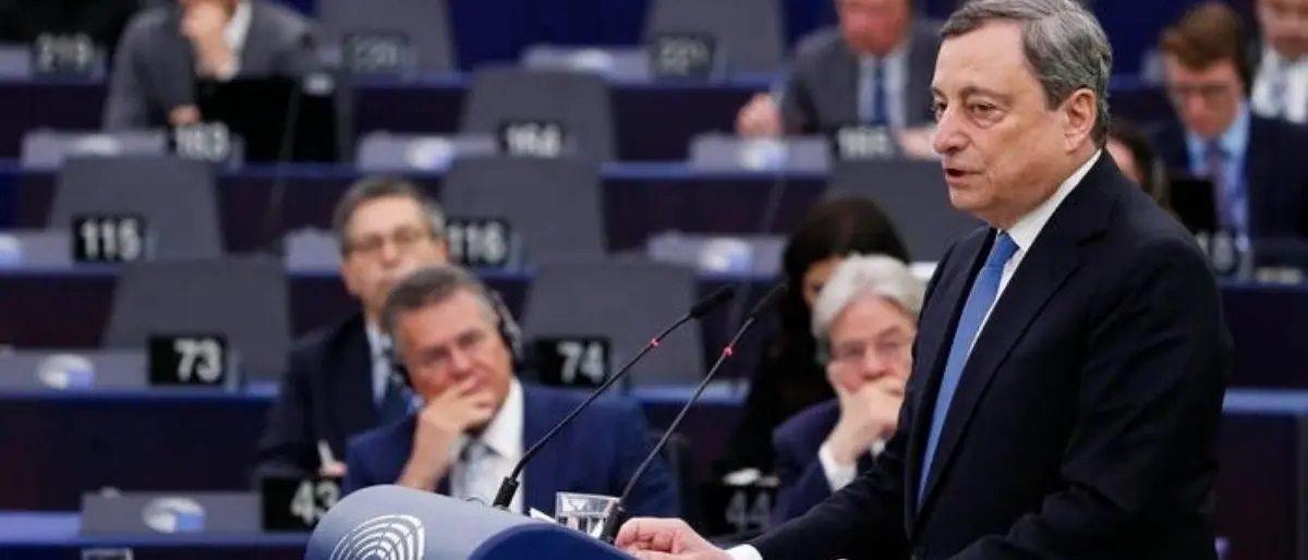 Draghi all’Europarlamento: «Italia pronta a impegnarsi per soluzione diplomatica del conflitto in Ucraina»