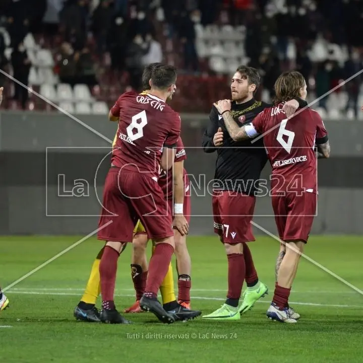 Serie B Reggina sconfitta nell’anima e sul campo: il Brescia vince 3-0