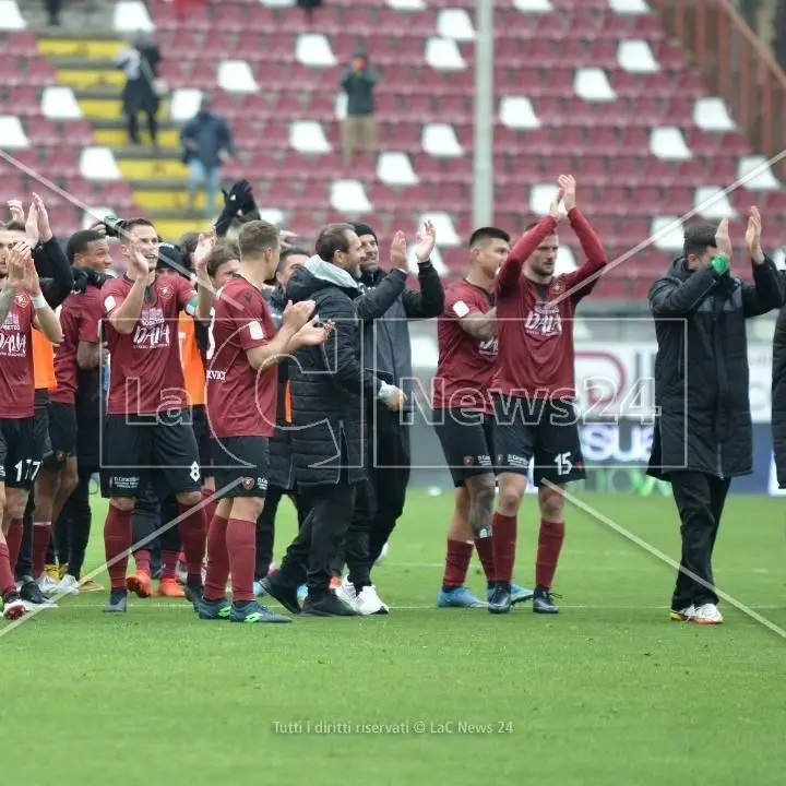 Reggina, salvezza del club e iscrizione alla prossima Serie B: ecco quanti soldi servono